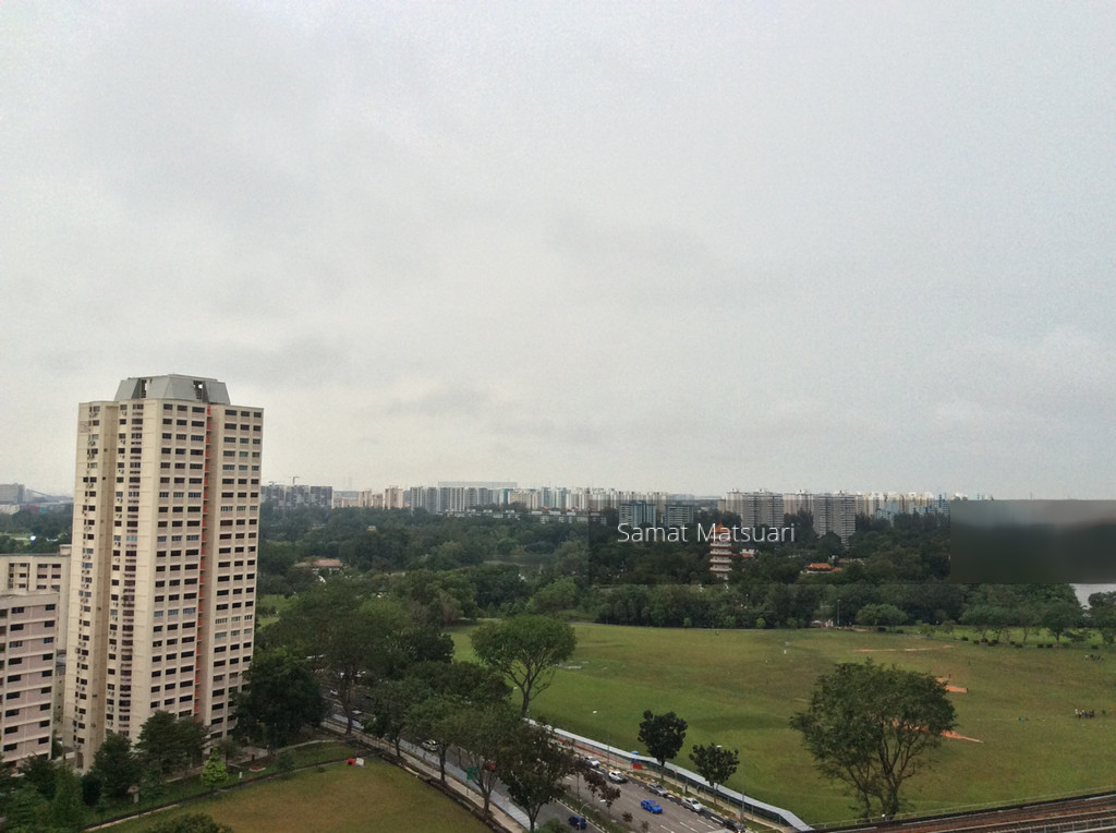 Blk 226 Jurong East Street 21 (Jurong East), HDB 5 Rooms #135068122